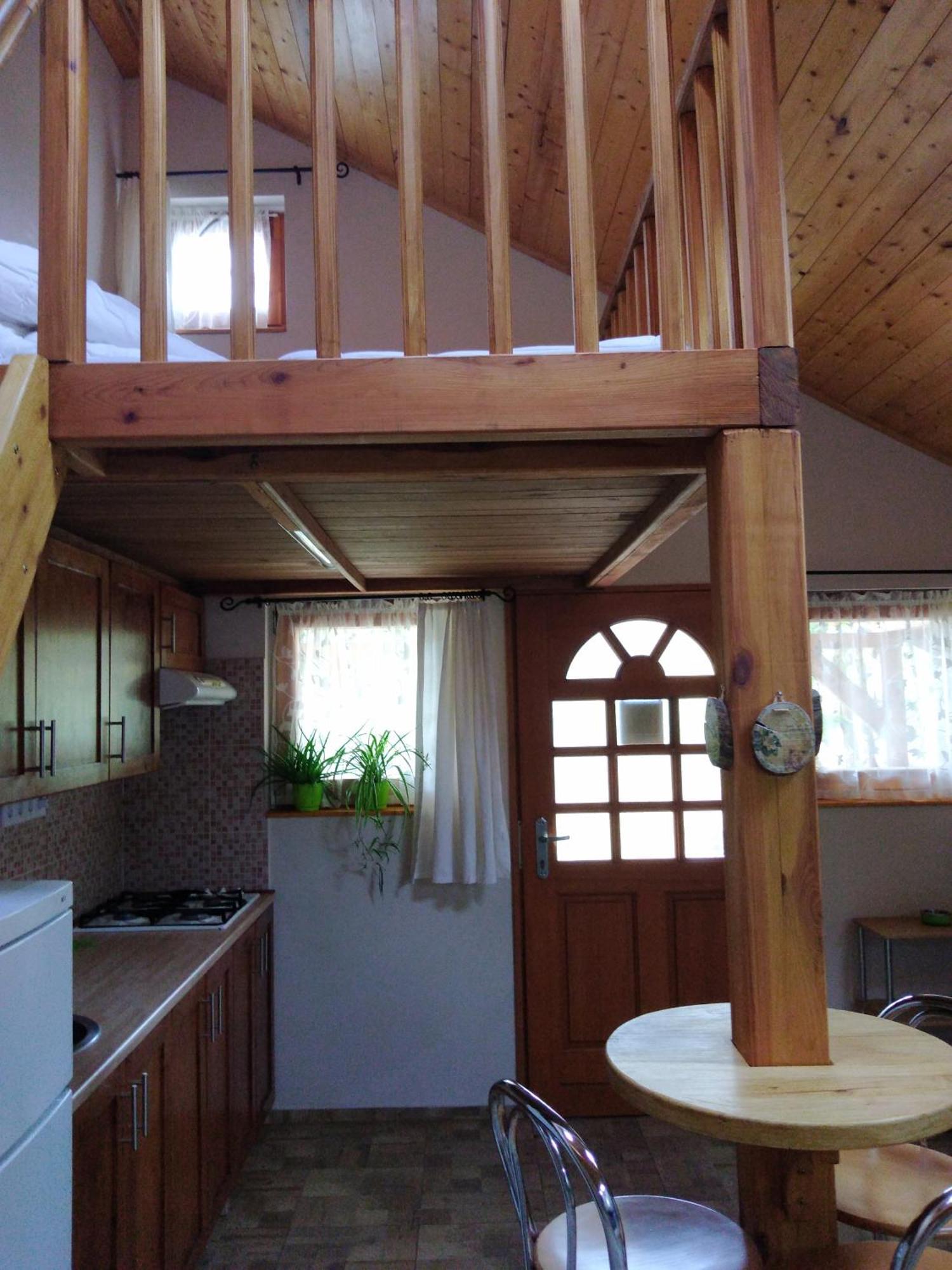 זלקרוס Rozsadomb Apartman מראה חיצוני תמונה