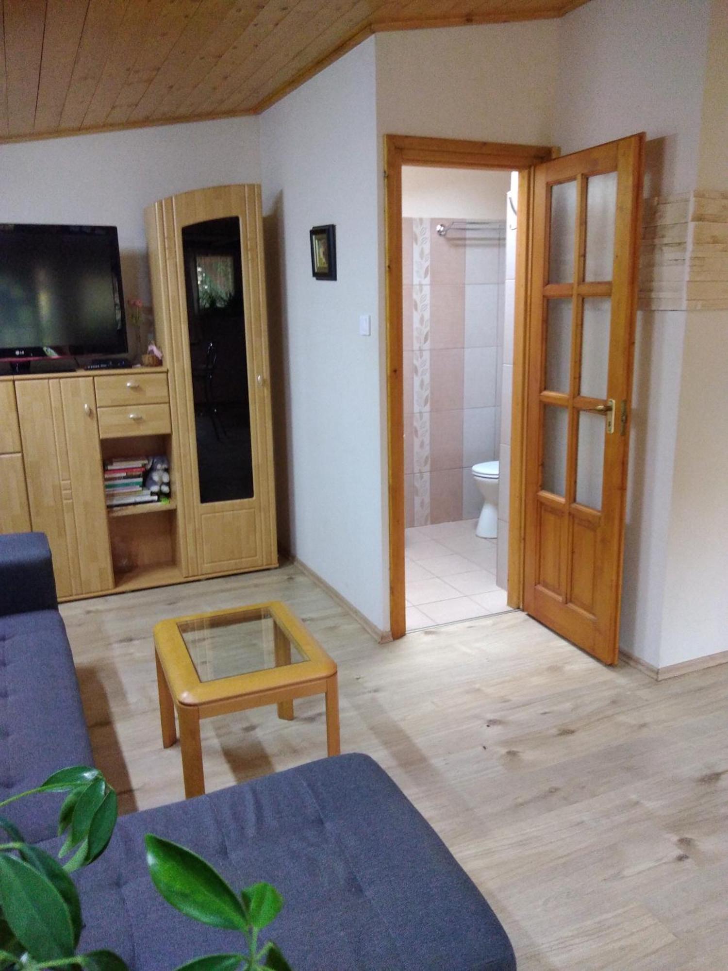 זלקרוס Rozsadomb Apartman מראה חיצוני תמונה